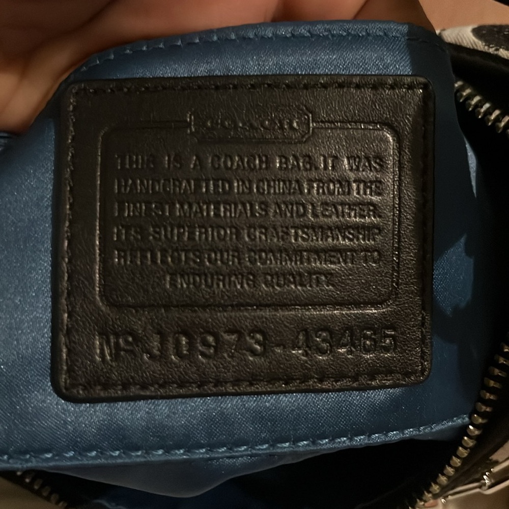 Coach Peyton signature denim style handbag - Picture 5 of 6